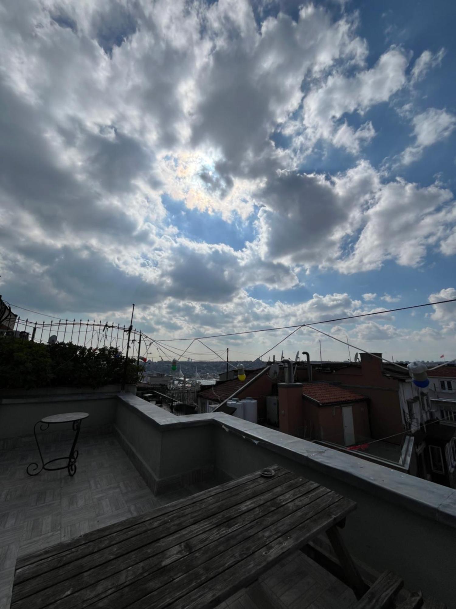 Ganbaru Tours - Flats In Galata * Istanboel