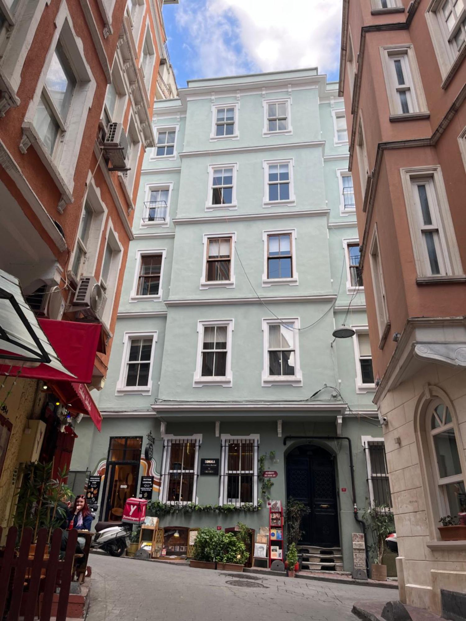 Ganbaru Tours - Flats In Galata * Istanboel