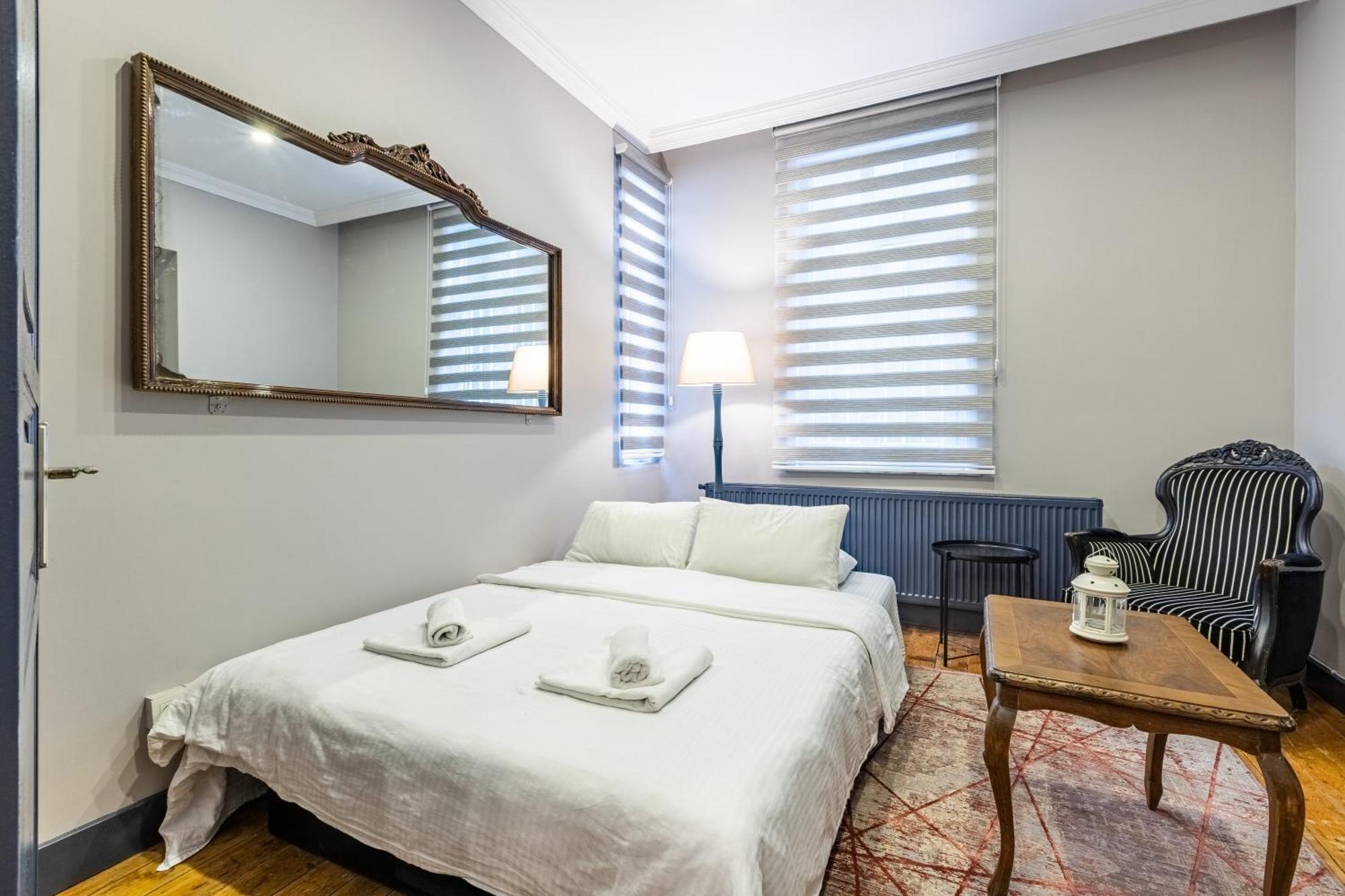 Ganbaru Tours - Flats In Galata * Istanboel