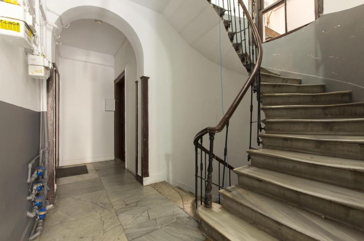 Ganbaru Tours - Flats In Galata Apartment