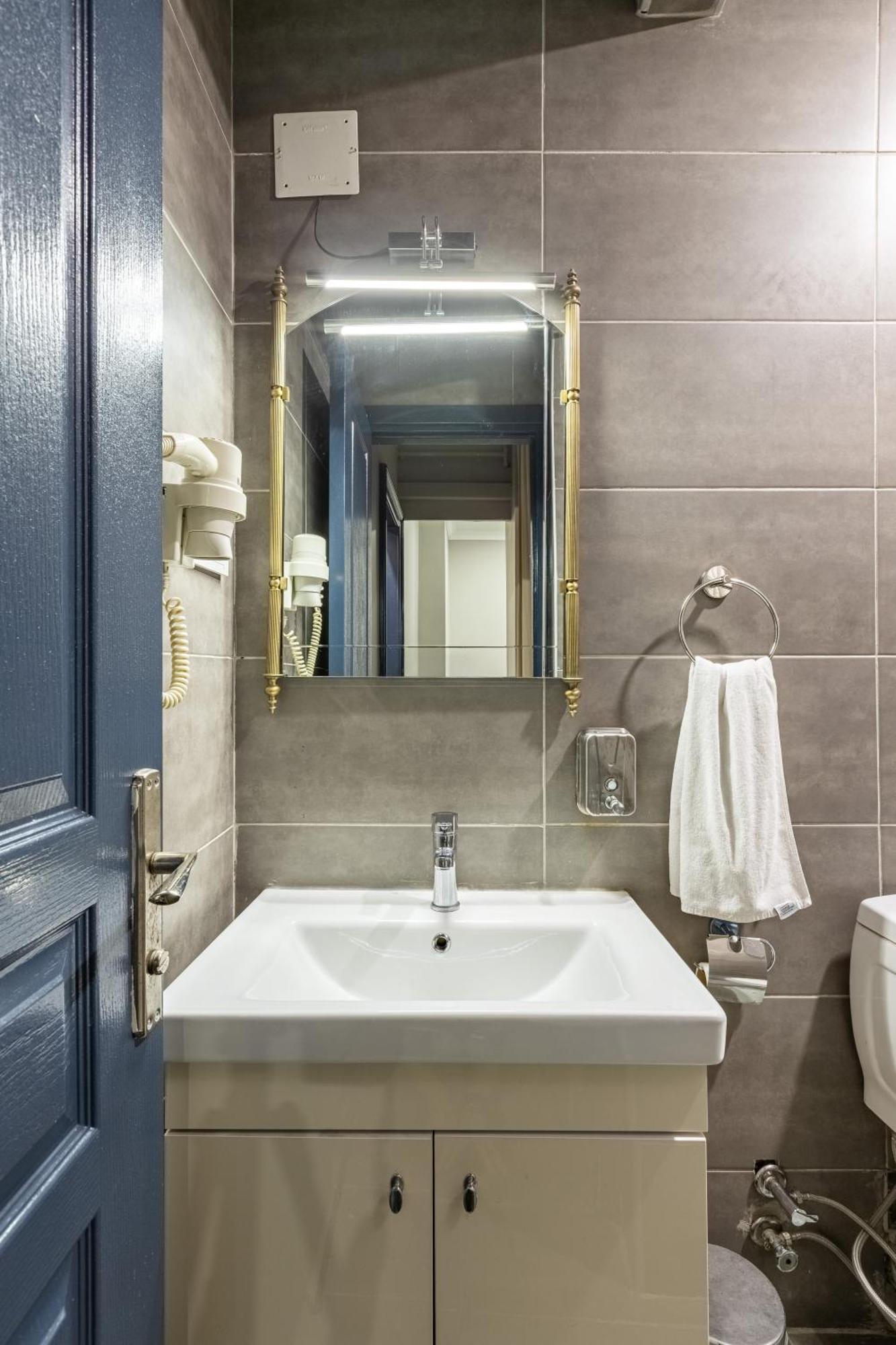 Ganbaru Tours - Flats In Galata Apartment